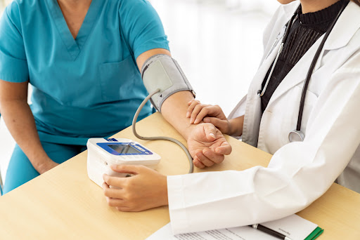 High Blood Pressure (Hypertension), Here Are The 6 Effective Ways To Manage