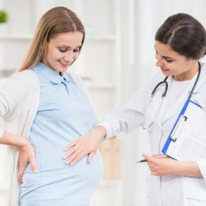 doctor with pregnant